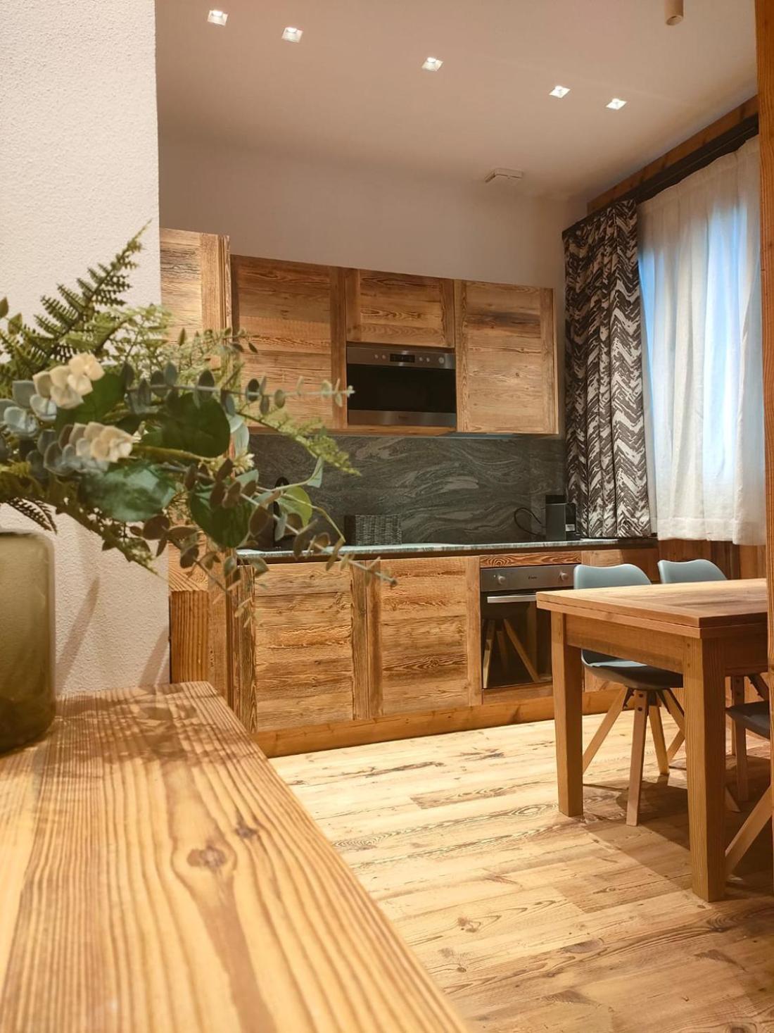 Fior Di Roccia Apartments- In Centro Cervinia, Sauna Privata, Matterhorn Dream Брей-Червінія Екстер'єр фото