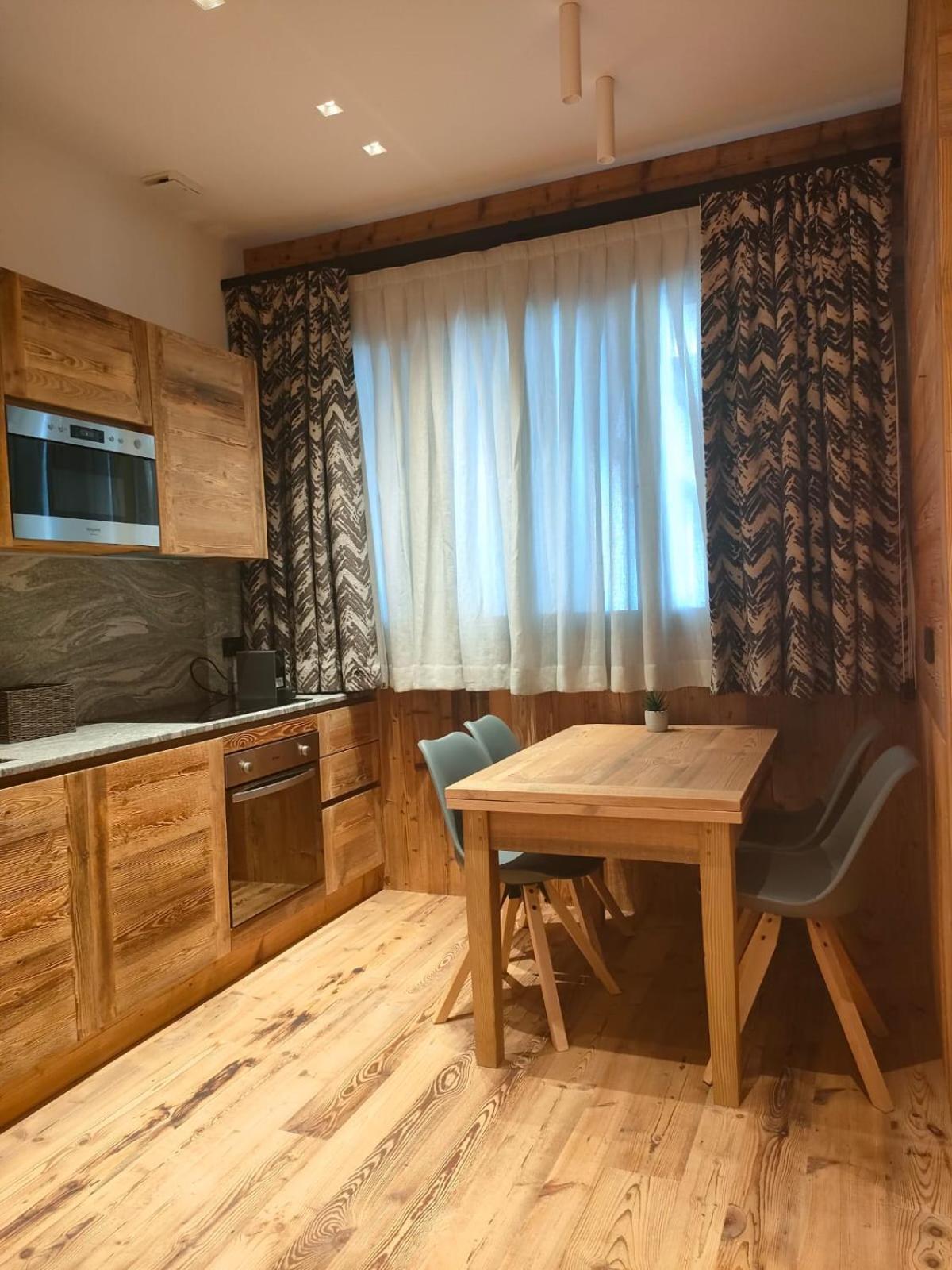 Fior Di Roccia Apartments- In Centro Cervinia, Sauna Privata, Matterhorn Dream Брей-Червінія Екстер'єр фото